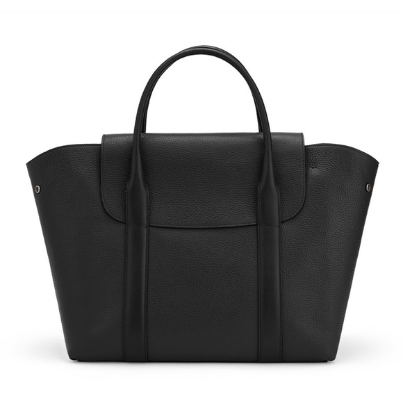 Cuyana Handbags - Cuyana trapeze satchel black leather
